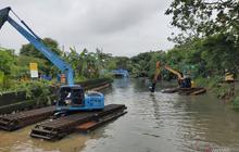 Warga Kembangan Desak Pembangunan Turap Kali Sepak untuk Antisipasi Banjir