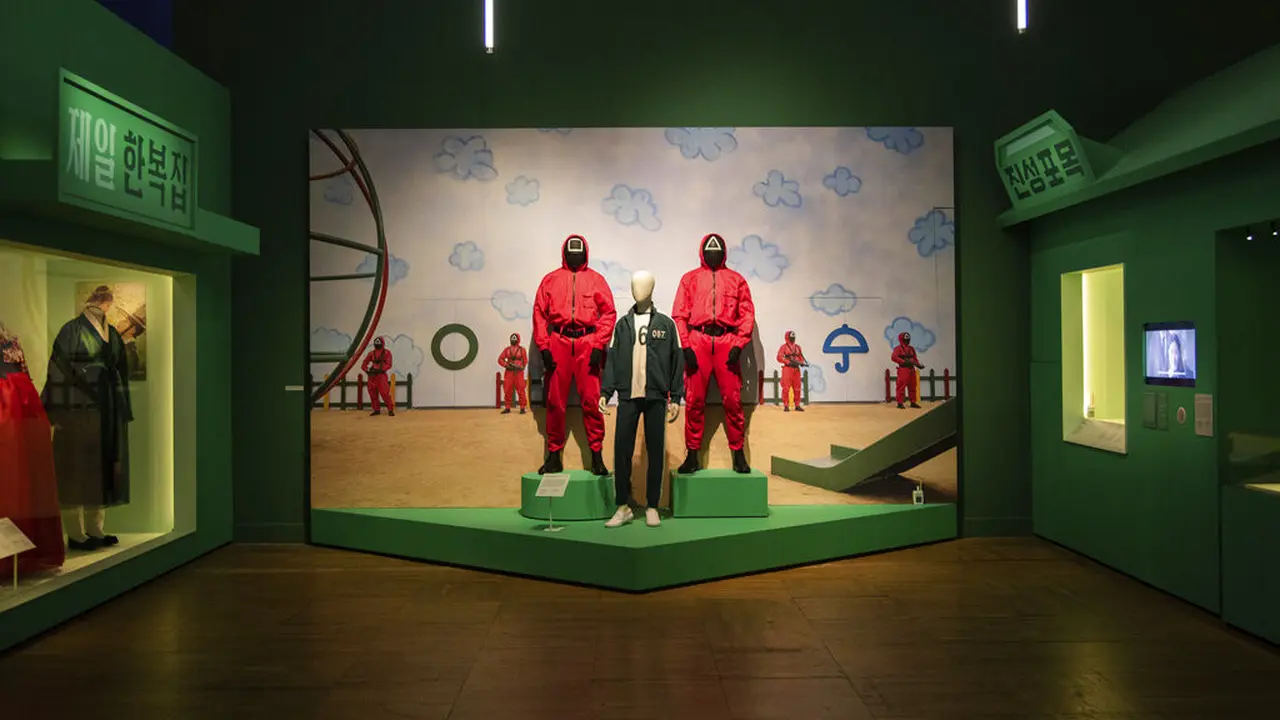 Pameran Hallyu! The Korean Wave di Museum Victoria and Albert London. (Foto: Vianney Le Caer/Invision/AP)