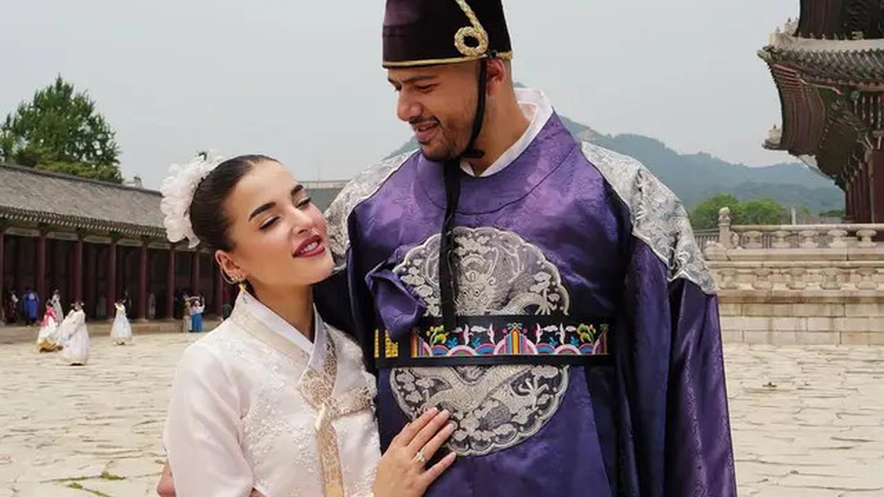 6 Potret Kebersamaan Tasya Farasya dan Suami Saat Liburan ke Luar Negeri