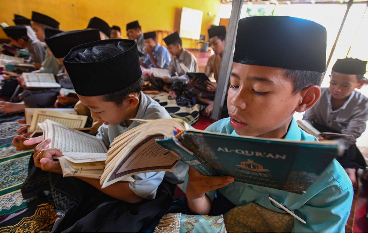 Santri bertadarus Alquran di Depok