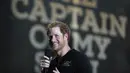 Harry yang membuat akun instagram rahasia dengan menggunakan nama samaran seakan ingin terus mengikuti aktivitas Meghan sehari-hari dan tak ingin kehilangan jejak Meghan. (AFP/Bintang.com)