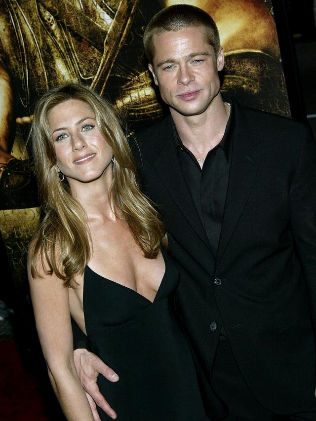 Jennifer Aniston Dan Brad Pitt Beli Rumah Idaman Bersama