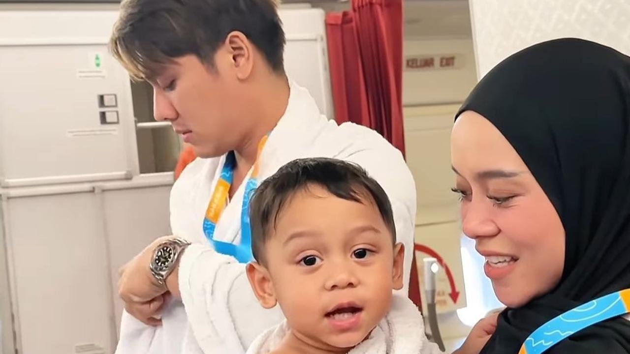 Postingan Rizky Billar langsung dibanjiri komentar, termasuk dari sejumlah rekan artis.<br>