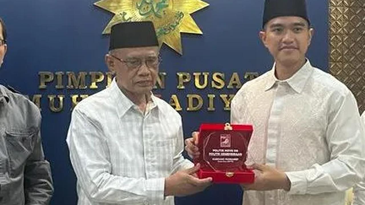 Seperti diketahui, PSI hingga kini belum menentukan arah dukungannya di Pilpres 2024, meski sudah bertemu Ketua DPP PDI Perjuangan Puan Maharani.&nbsp;<br>