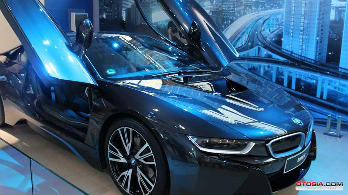 BMW Indonesia Belum Mau Jual Mobil Hybrid i8 - Berita Otosia.com
