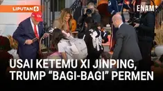 Presiden Amerika Serikat Donald Trump dan Ibu Negara Melania Trump memilih tidak mengenakan kostum saat merayakan Halloween di Gedung Putih. Trump tampil dengan setelan jas khas dan topi merah bertuliskan “USA”, sementara Melania mengenakan mante...