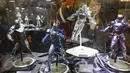 Miniatur superhero Iron Man dipajang dalam pameran The 13th Toys & Comics Fair 2017 di Balai Kartini, Jakarta, Sabtu (11/2). Harga tiket masuk Rp 50 ribu per orang dan berlaku satu hari. (Liputan6.com/Fery Pradolo)