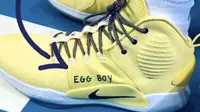 Sepatu basket Ben Simmons ditulis Egg Boy (Twitter)