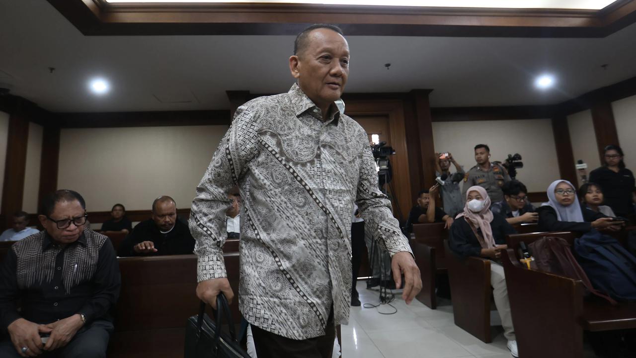 FOTO: Eks Sekretaris MA Nurhadi Divonis Lima Tahun Penjara
