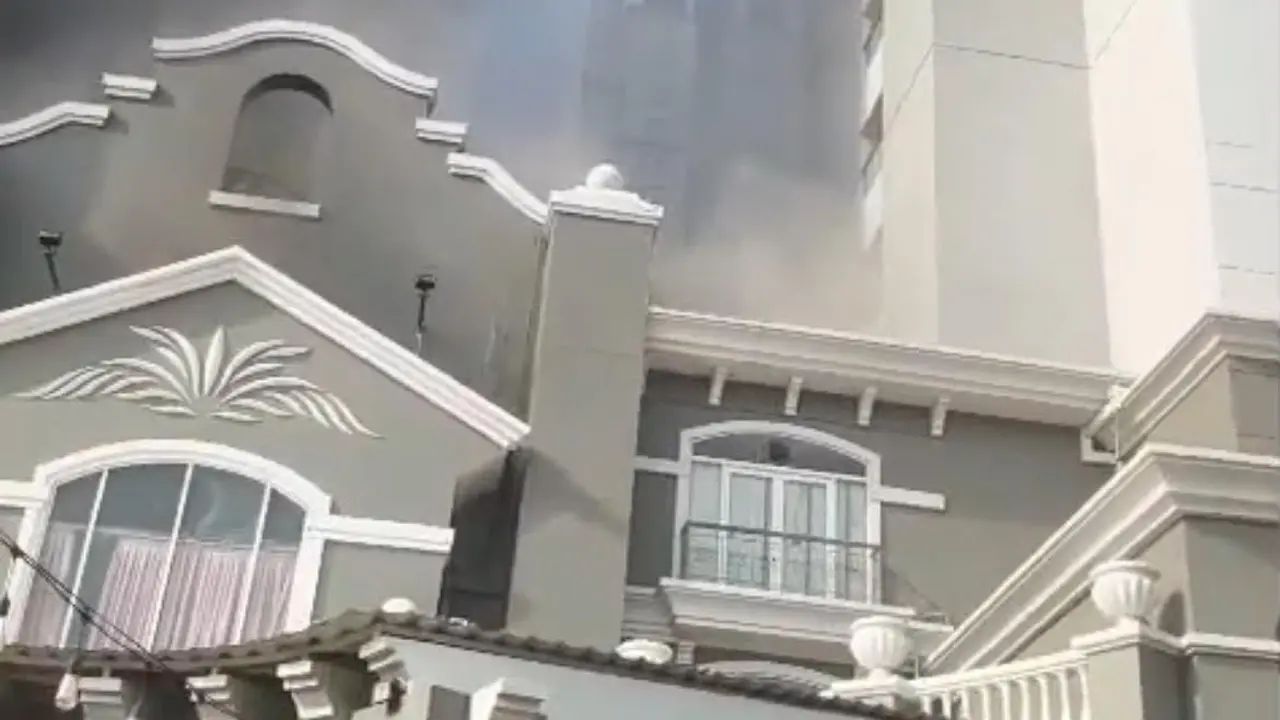 Kebakaran di Apartemen Tanjung Duren