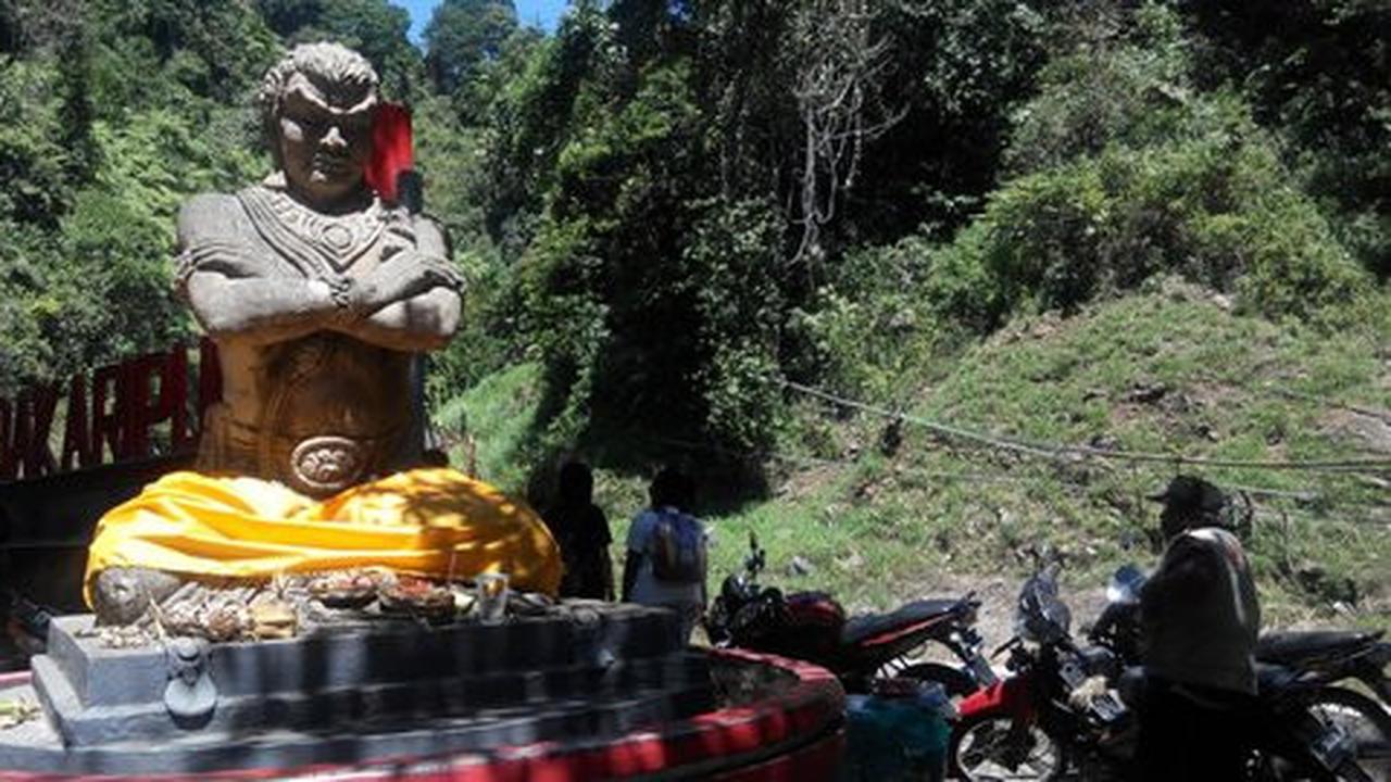 Parkir di Madakaripura bikin kendaraan jadi kinclong