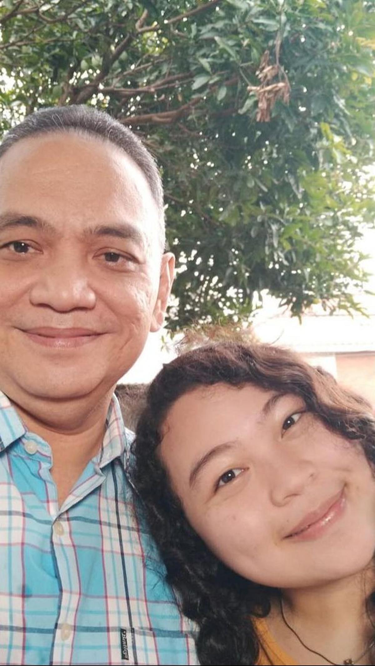 Berperan sebagai Ayah Bunga