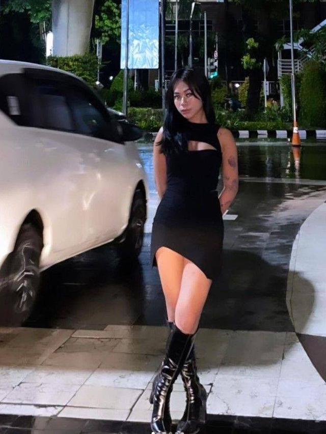 7 Potret Terbaru Cimoy Montok, Kini Punya Banyak Tato