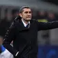 Ernesto Valverde menilai skuat Barcelona tampil bagus saat melawan Inter Milan di Giuseppe Meazza. (AFP/Marco Bertorello)