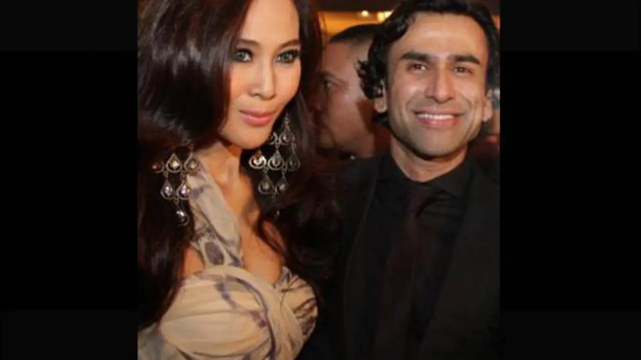 Ina Thomas dan Jeremy Thomas