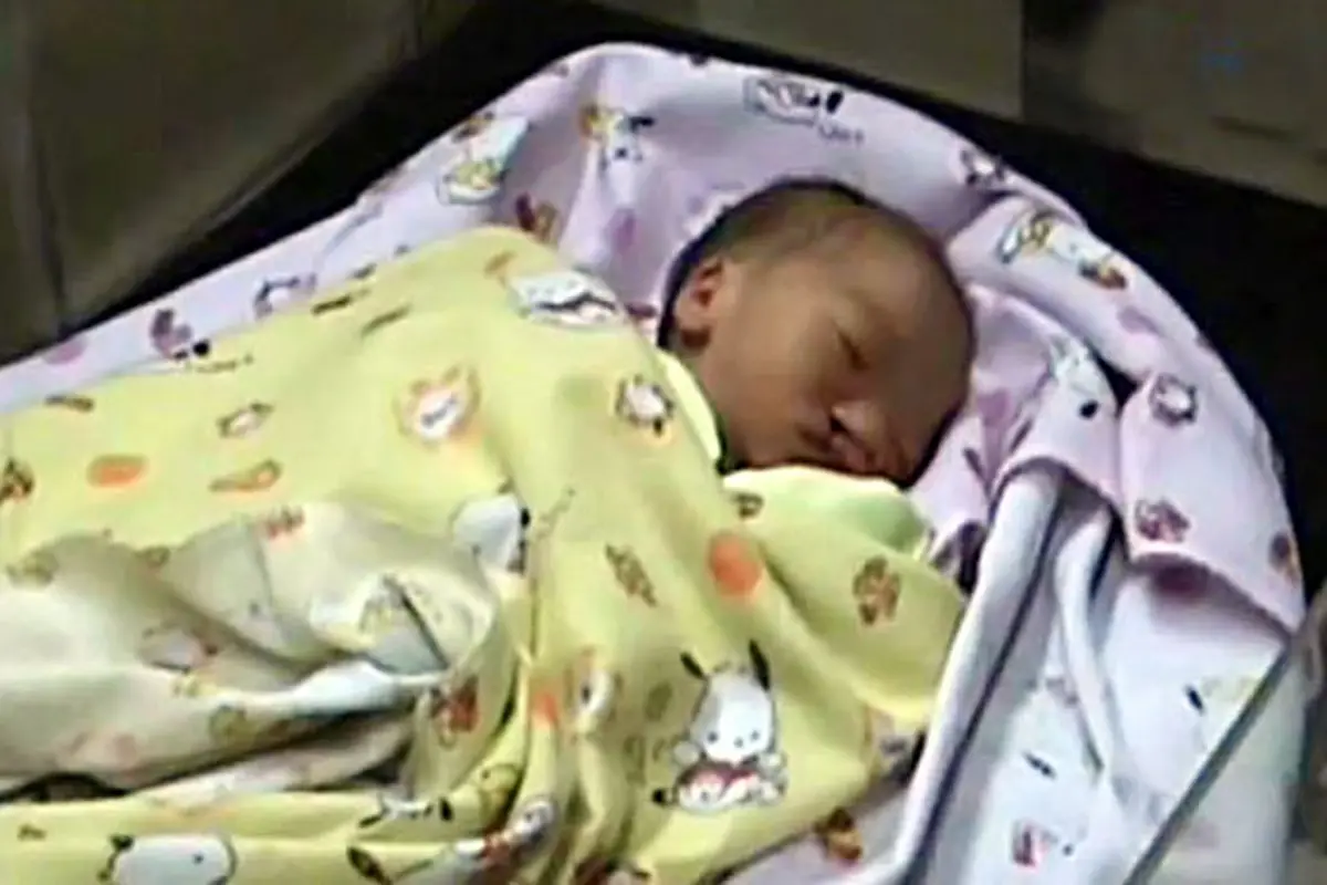 (Lip6siang) BAYI DIBUANG