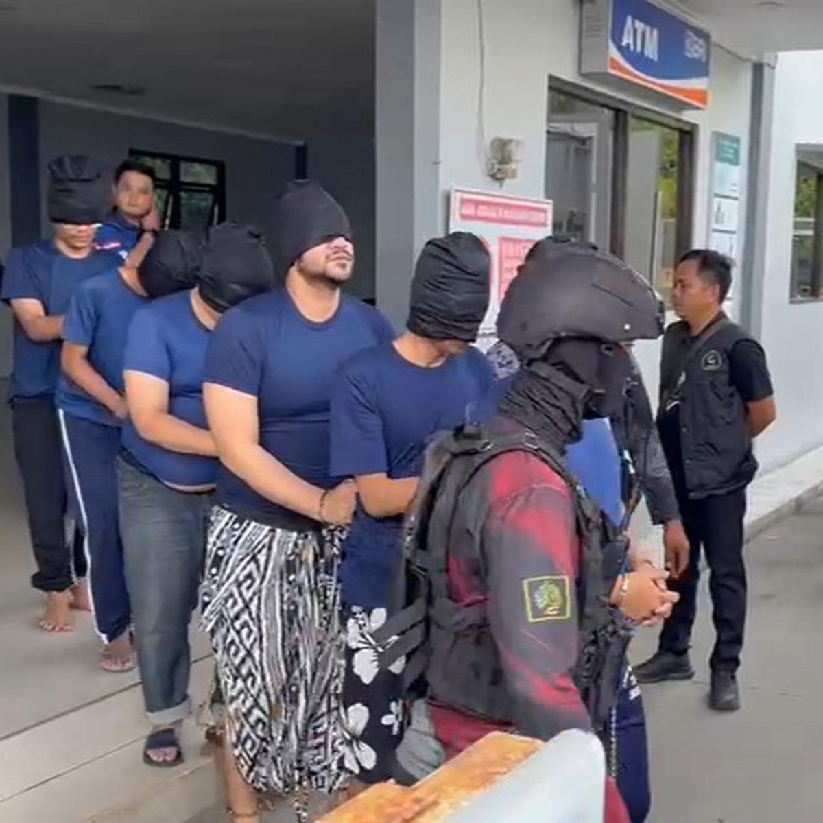 Potret Ammar Zoni Dipindah ke Lapas Nusakambangan