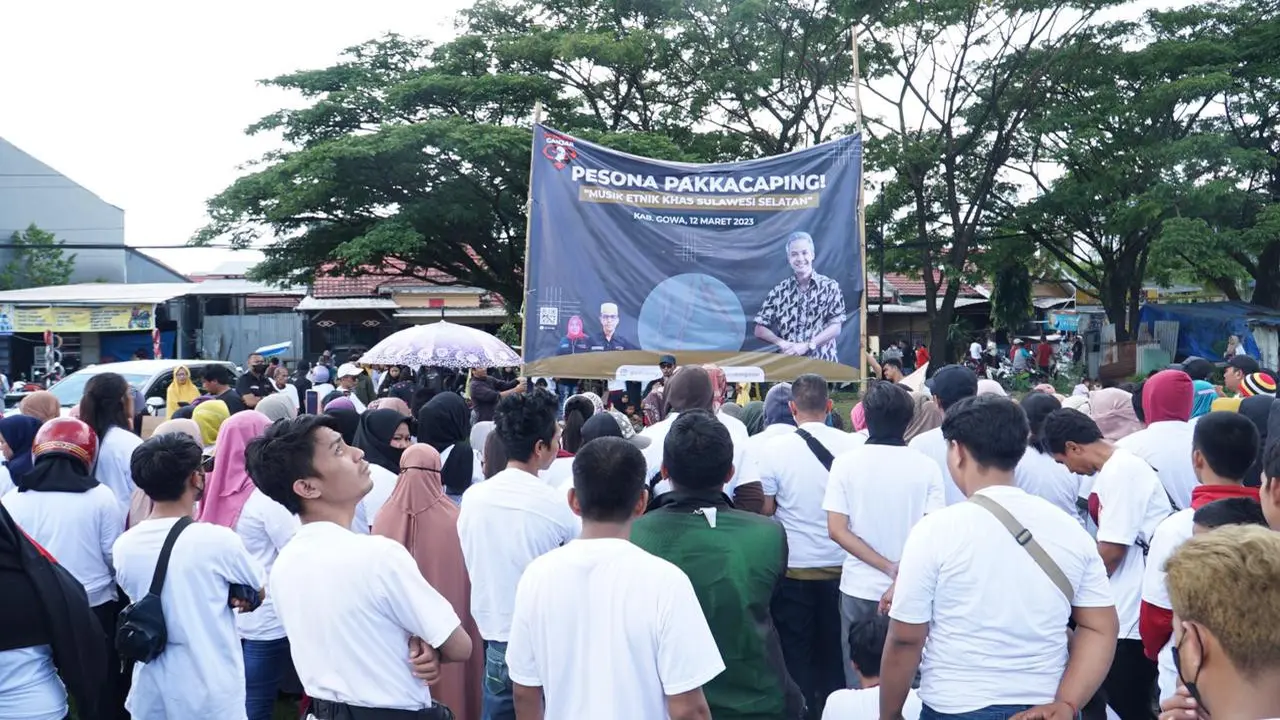Sahabat Ganjar menggelar kegiatan workshop pakkacaping alat musik tradisional khas Sulawesi Selatan yang berlangsung di Kecamatan Somba Opu, Kabupaten Gowa, Sulawesi Selatan, Minggu (12/3) (Istimewa)