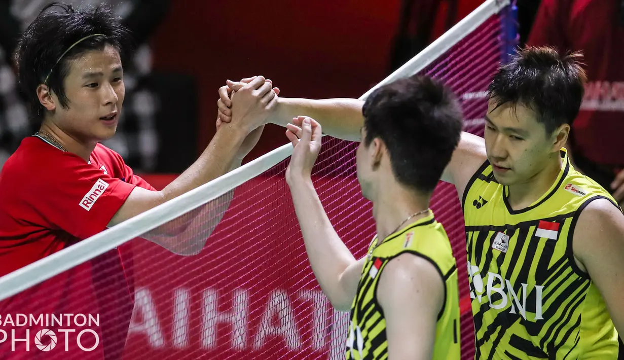 Sempat tertinggal tiga angka setelah jeda, Marcus/Kevin berhasil menyamakan kedudukan menjadi 19-19. Namun, The Minions gagal membalikkan keadaan dan harus kalah dengan skor 19-21 dari wakil Jepang. (Badminton Photo/Raphael Sachetat)