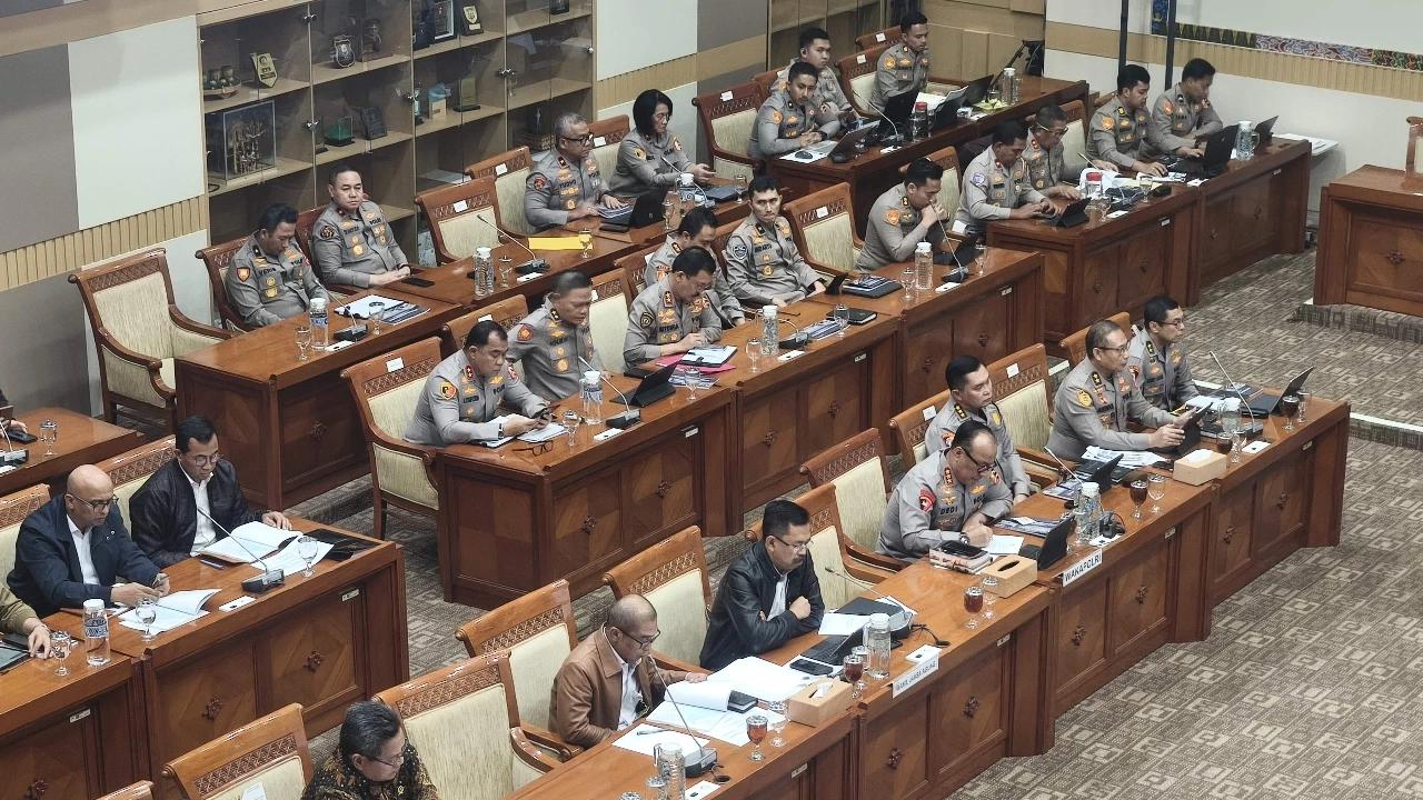 Keras! DPR Cecar Wakapolri Ada 95 Kasus Kriminalisasi: Harus Dibenahi Polri