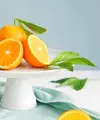 Vitamin C memainkan peran utama dalam produksi pro-kolagen, prekursor tubuh untuk kolagen. Oleh karena itu, mendapatkan cukup vitamin C sangat penting. (FOTO: Unsplash.com/Aliona Gumeniuk).