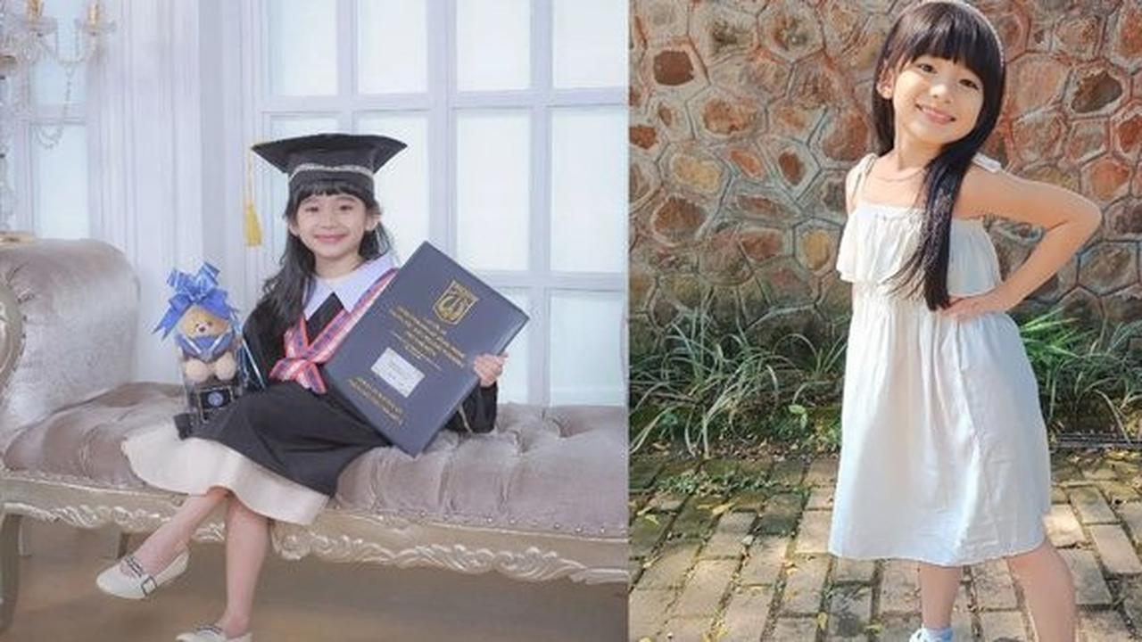 8 Gaya Menawan Azalea Iskandar, Artis Cilik yang Selalu Ceria dan Penuh Ekspresi