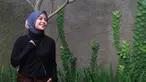 Tantri Kotak memang baru saja berhijrah dan memutuskan untuk memakai hijab. (instagram/tantrisyalindri)