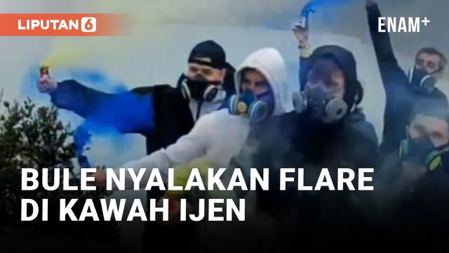 Duh! Bule Nyalakan Flare di Kawah Ijen