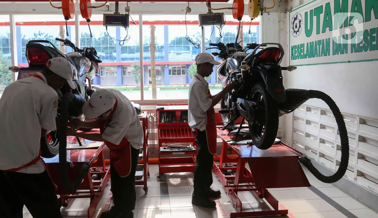 Sekolah ini didirikan pada tanggal 16 Febuari 2011 dalam naungan Yayasan Mitra Industri Mandiri. (Liputan6.com/Herman Zakharia)