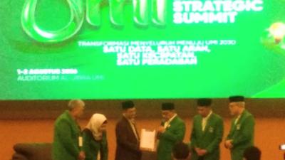 LLDikti Serahkan SK Pembukaan Prodi S3 Teknik Sipil UMI, Siapkan Insinyur Masa Depan