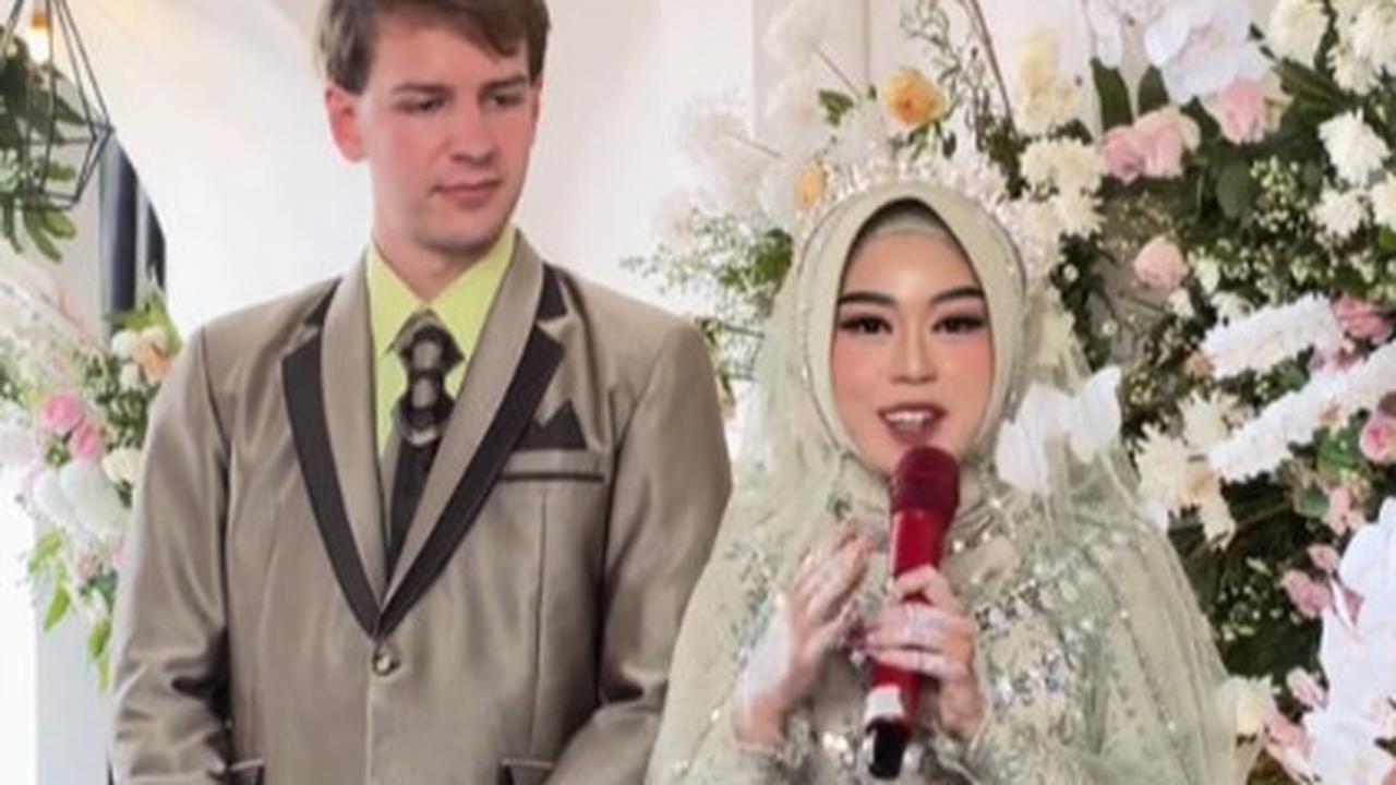 Wanita Ini Perlihatkan Tingkah Lucu Suami Bule di Hari Pernikahannya, Bikin Ngakak