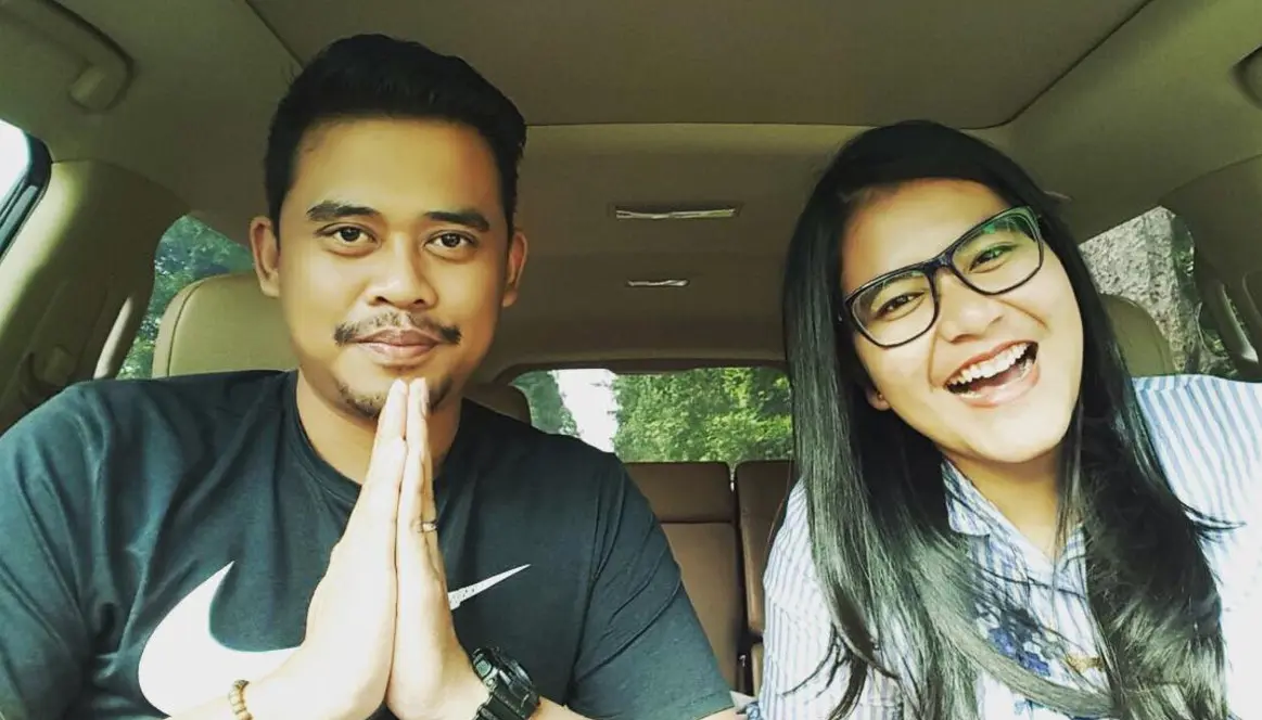 Presiden Jokowi akan memiliki menantu lagi setelah putrinya Kahiyang Ayu menerima lamaran seorang pria bernama Bobby Nasution. (Instagram/ayanggkahiyang)