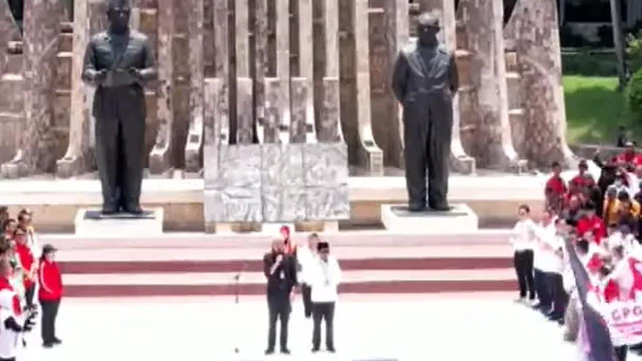 Datang ke KPU, Ibu Ini Dukung Ganjar Tapi Hatinya Masih Milik Anies