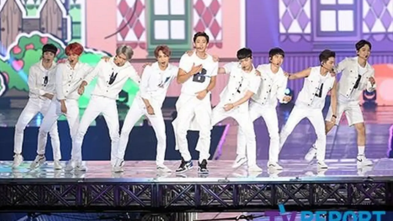 EXO Dianggap Tak Pantas Tampil Perdana di Dome Korea