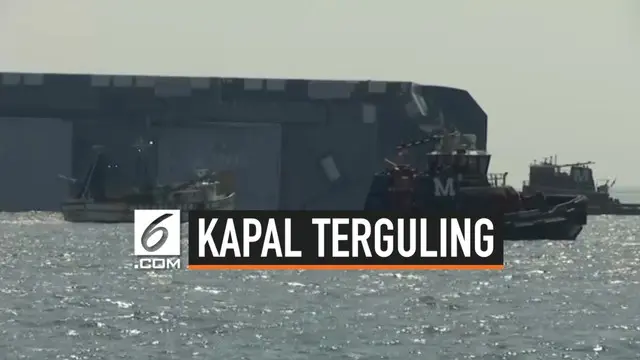 Tim penyelamat Amerika Serikat akhirnya bisa mengevakuasi seluruh awak kapal kargo raksasa yang terguling di lepas pantai negara bagian Georgia. Korban selamat setelah terjebak 35 jam.