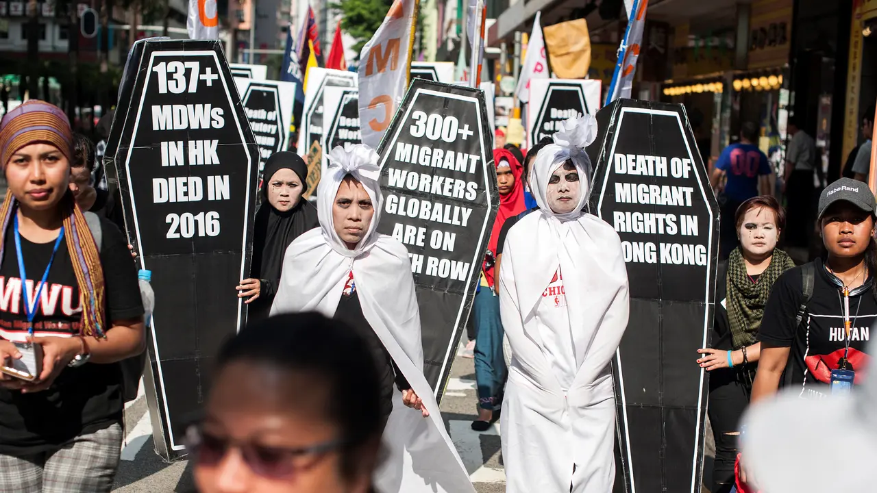 20170501-Aksi May Day Para Buruh di Belahan Dunia-AFP