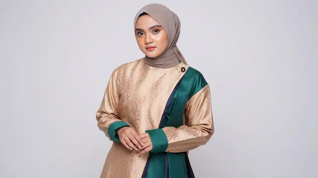 Model Bridesmaid Hijab Brokat