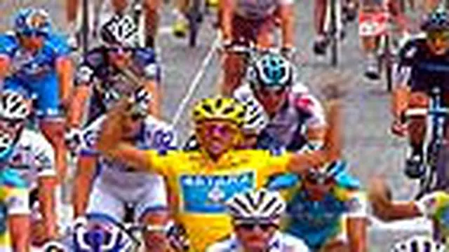 Contador Juara Tour de France 2010
