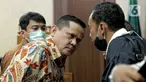 Terdakwa kasus dugaan suap penghapusan red notice Joko Tjandra, Irjen Pol Napoleon Bonaparte saat menjalani sidang lanjutan di Pengadilan Tipikor, Jakarta, Senin (9/11/2020). Sidang beragendakan pembacaan eksepsi atau nota keberatan yang dibacakan kuasa hukum terdakwa. (Liputan6.com/Faizal Fanani)