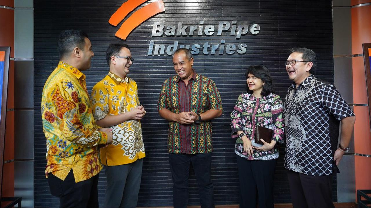 Kunjungi Pabrik Bakrie Pipe Industries, Wamendag Dorong Ekspansi Produk Indonesia ke Luar Negeri