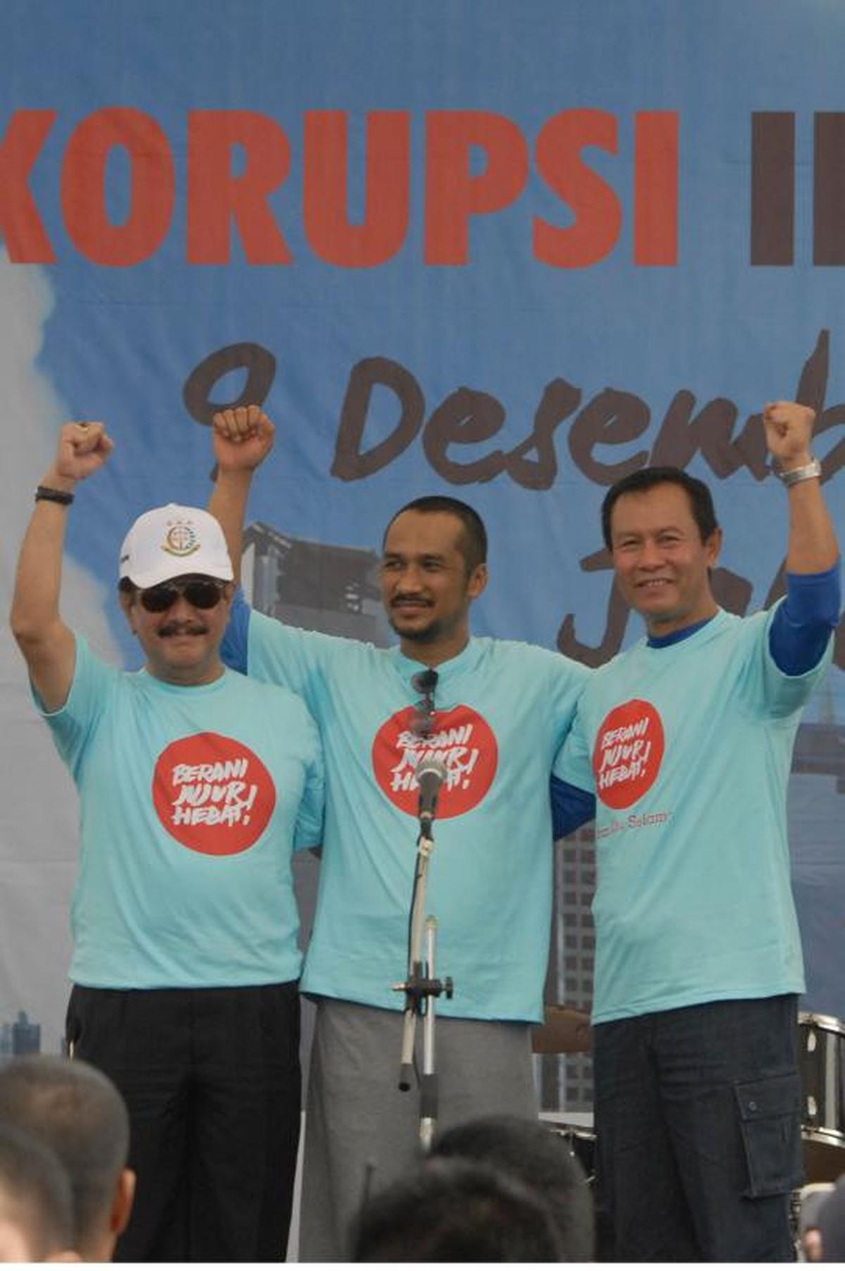 Para pejabat peringati Hari Antikorupsi Dunia di Monas