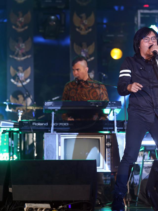 DEWA 19 Konser di DPR