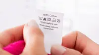 7 Arti Simbol di Label Pakaian yang Jarang Diketahui, Lengkap dengan Kegunaannya