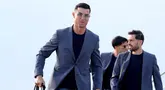 Cristiano Ronaldo dan sejumlah pemain Timnas Portugal baru saja mendarat di Bandara Internasional Palm Beach, Florida, Amerika Serikat, pada Jumat (12/06/2026) waktu setempat. (AFP/Getty Images/Leonardo Fernandez)
