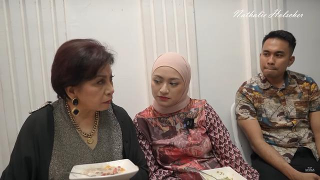 Faris Bertemu Keluarga Nathalie Holscher