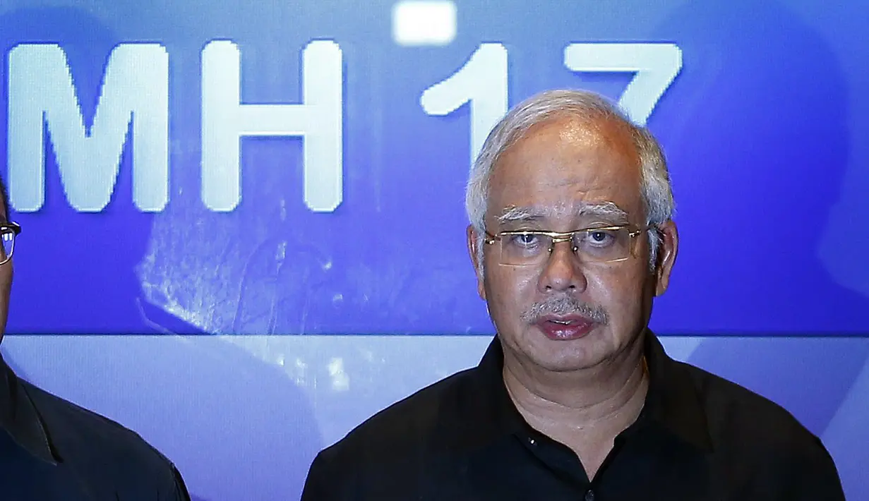 Najib Razak mengatakan Malaysia belum dapat melakukan verifikasi apa penyebab Boeing 777-200 itu jatuh ketika terbang dari Amsterdam menuju Kuala Lumpur. (18/7/14) (REUTERS/Samsul Said)