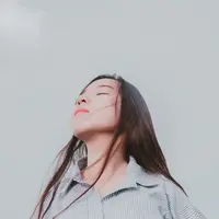 Perempuan berbulu lebat nafsunya juga besar?/copyright: unsplash/thien dang
