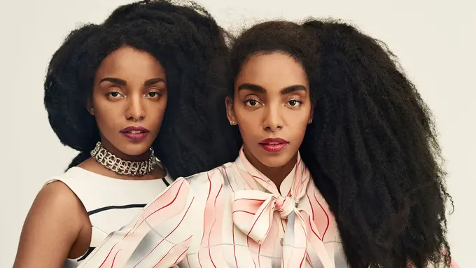 [Bintang] Dihina karena Rambutnya yang Kribo, Dua Gadis Ini Berubah Jadi...