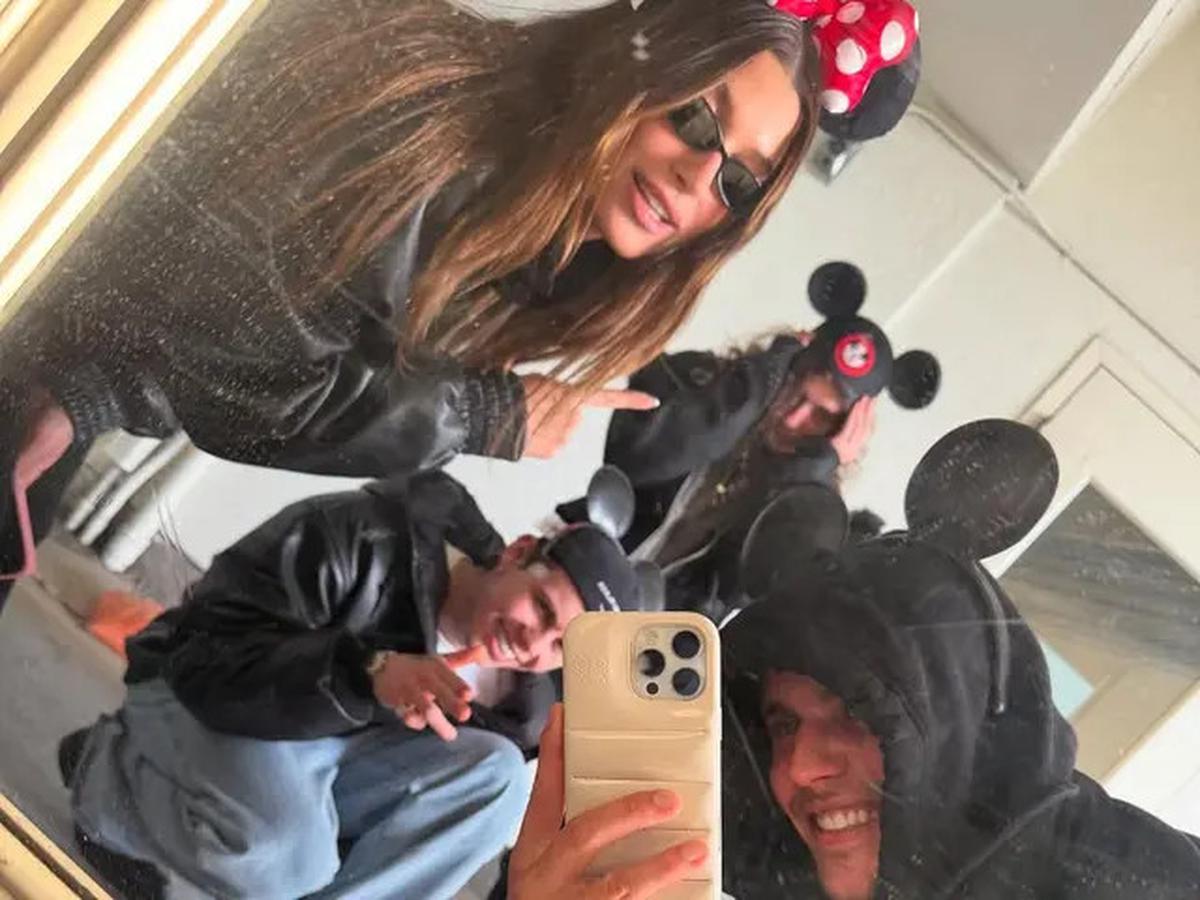 Usai Ungkap Soal Keraguan Diri, Justin Bieber dan Hailey Terlihat Habiskan Waktu Bersama di Disneyland