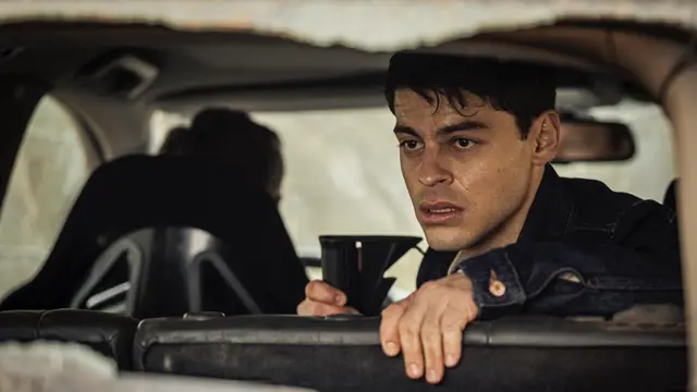 Chris Petrovski sebagai Nick dalam film Chief of Station. (Foto: Dok. Concourse Media/ Bee Holder)